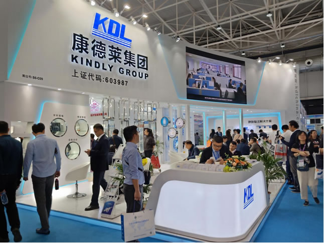82展览会2.jpg